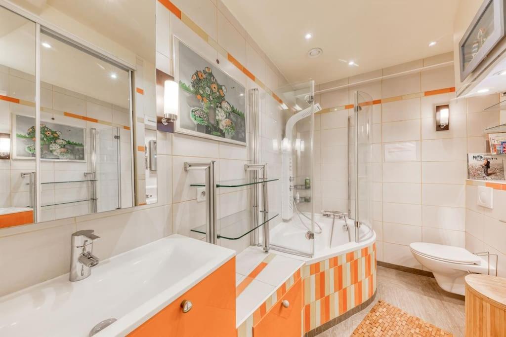 Appartement De Caractere Avec Jardinet Privatif A 1 Min Metro 1, Paris, Disneyland Vincennes Kültér fotó