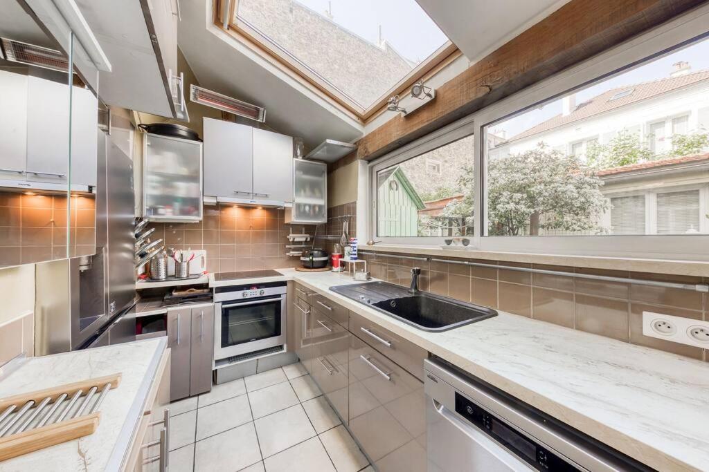 Appartement De Caractere Avec Jardinet Privatif A 1 Min Metro 1, Paris, Disneyland Vincennes Kültér fotó